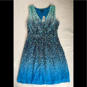 Ann Taylor crepe 👗.  Fully lined.  Size 8